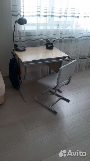 Растущая парта со стулом