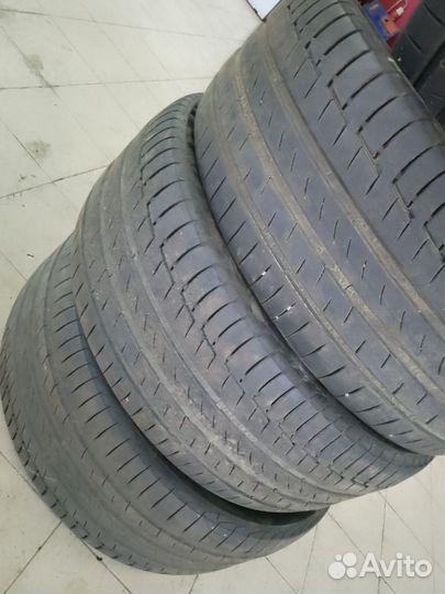 Continental PremiumContact 6 285/45 R22