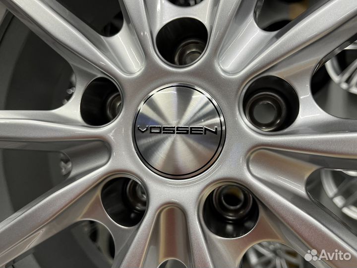 Диски R17 Vossen на Toyota Kia Mazda