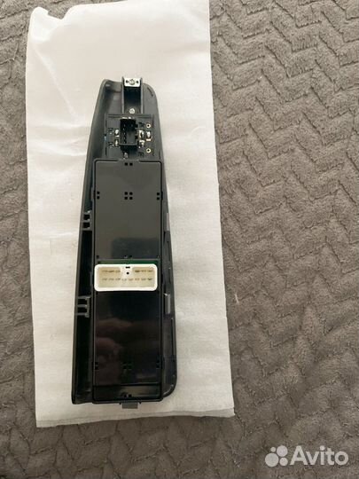 Блок управления стеклоподъемников kia cerato 1