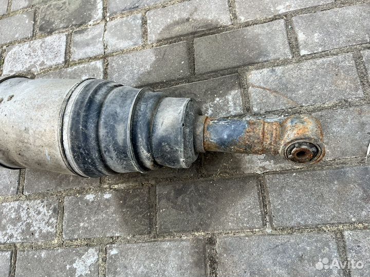 Пневмостойка Land Rover Discovery 4