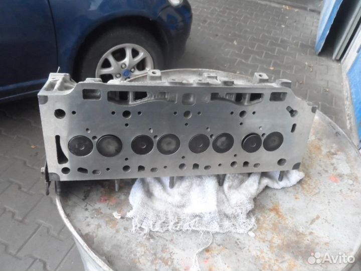 Головка в сборе Master Trafic 1.9 Dci