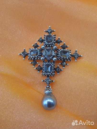 Брошь Орден