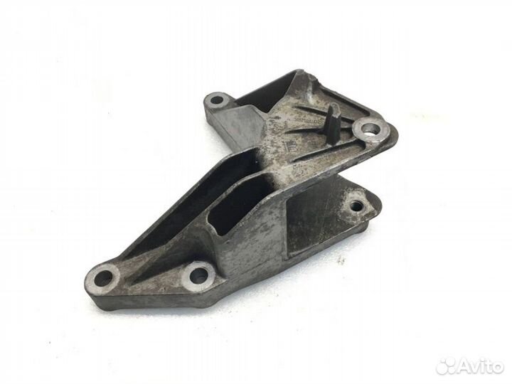 Кронштейн кпп Chevrolet Cruze седан 1.6 2010