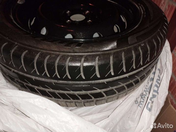 Viatti Strada Asimmetrico 195/55 R15 85