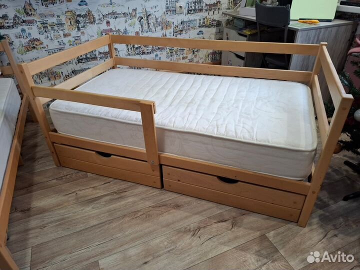 Детская кровать с ящиками бу