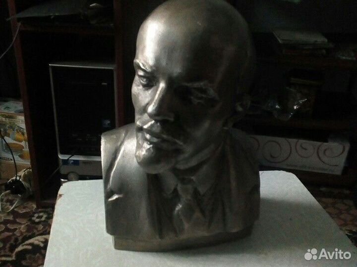 Бюсты Ленина