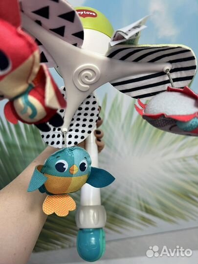 Детский мобиль над кроваткой