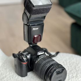 Камера Nikon D60 комплект