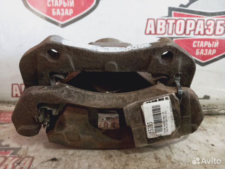 Суппорт тормозной передний левый Isuzu Mu UES25EW