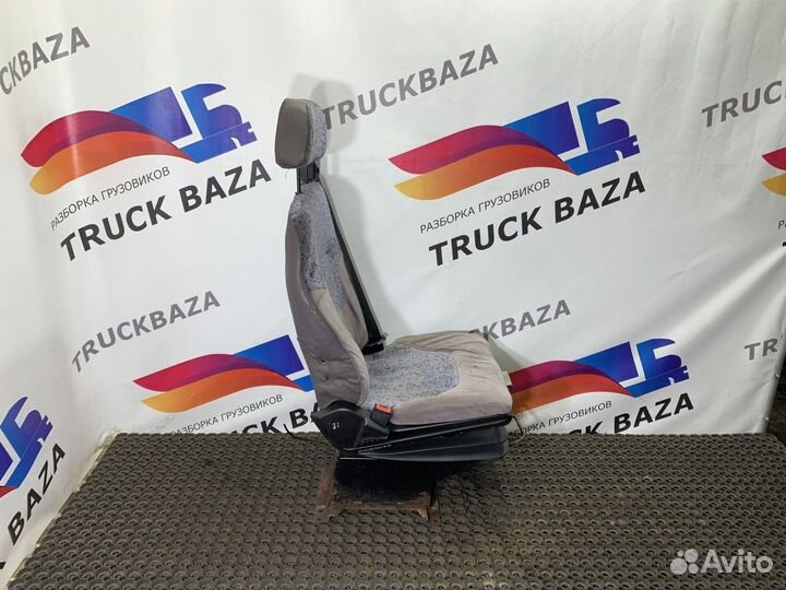 Сиденье переднее левое Renault Magnum