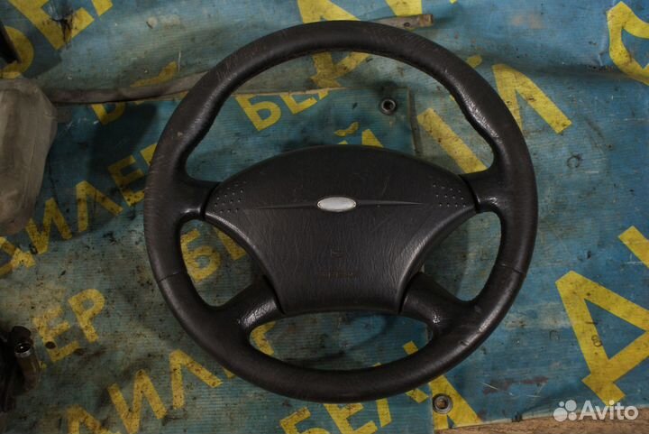 Кожаный руль Mitsubishi Pajero 2