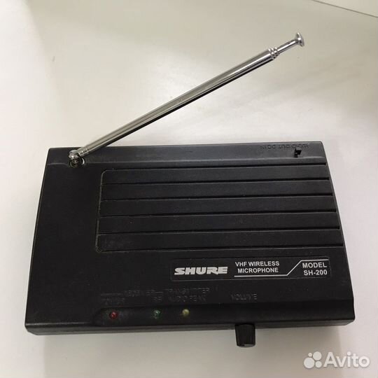 Приемник, база shure SH - 200 радиомикрофон