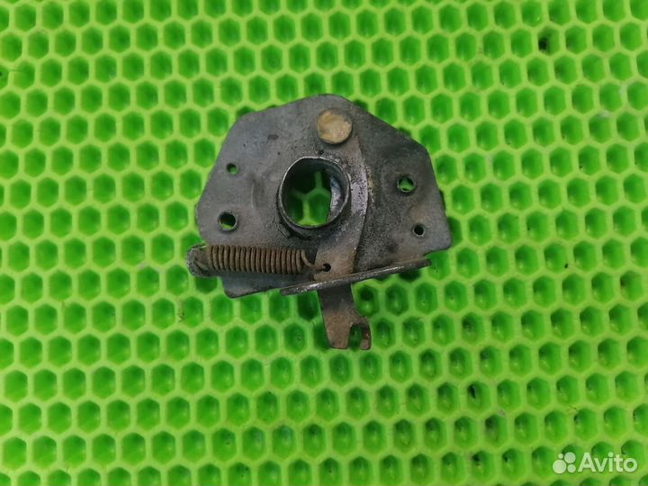 Замок капота Дэу Нексия