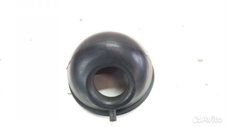 Уплотнитель горловины бака Volvo XC90