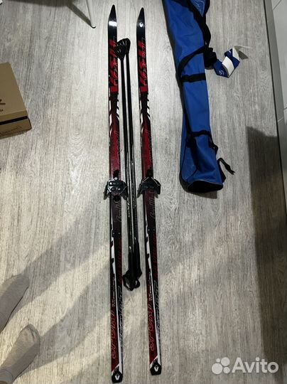 Беговые лыжи