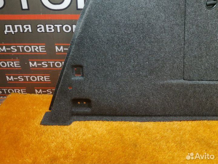 Обшивка багажника правая Volkswagen Tiguan 5N cawa