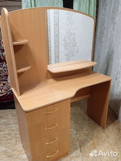 Комод с зеркалом бу