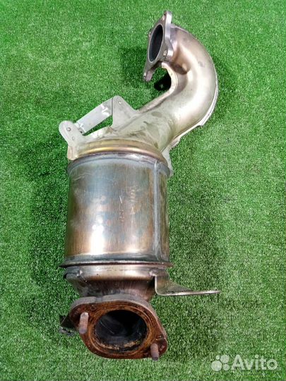 Катализатор Volkswagen Passat B7 caxa (1.4T) 2011