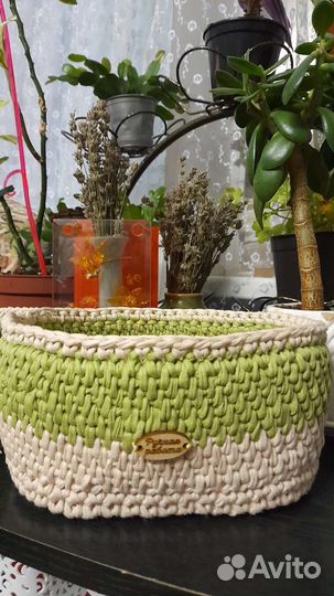 Корзина вязаная крючкомдля мелочей