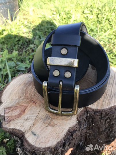 Мужской кожаный ремень