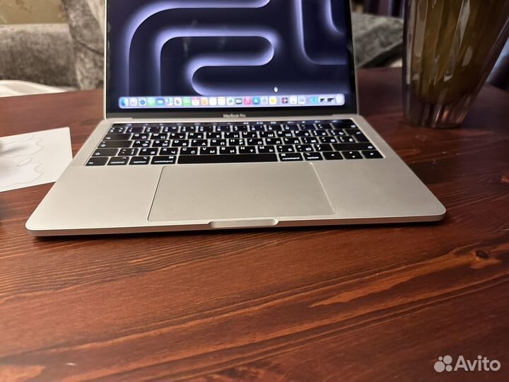 Apple MacBook Pro 2019 Touch Bar Идеальное