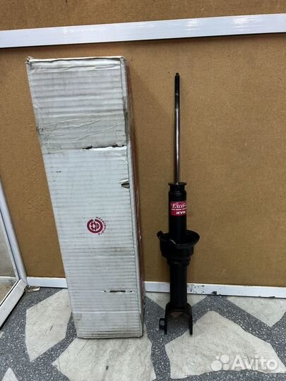 Амортизатор задний Honda Civic 341094 kayaba