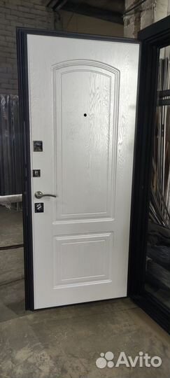 Дверь входная