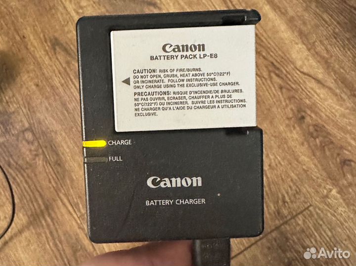 Зеркальный фотоаппарат canon 600d + Зенит