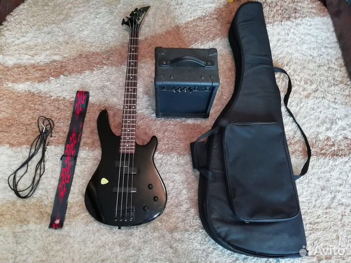 Басс гитара с комбиком