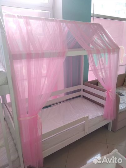 Тканевый балдахин на кровать-домик