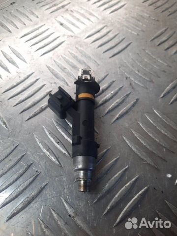 Форсунка Mazda 6 2 2.0 LF 2007