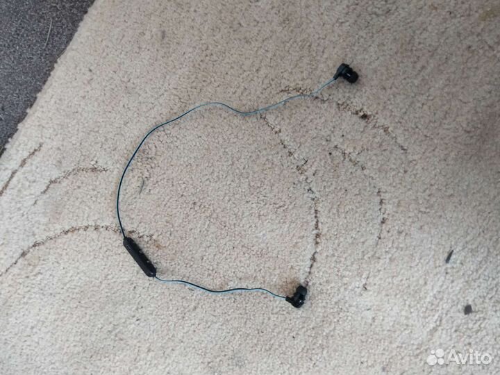 Наушники проводные и беспроводные