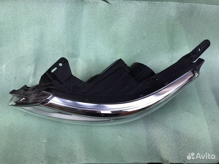 Фара левая Kia Rio 3 линза