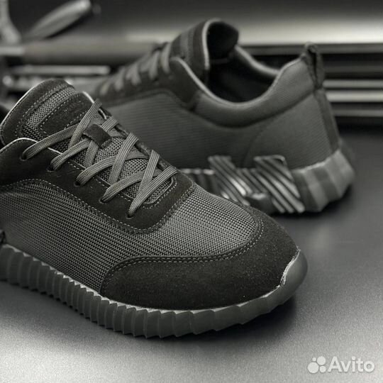 Топовые кроссовки мужские