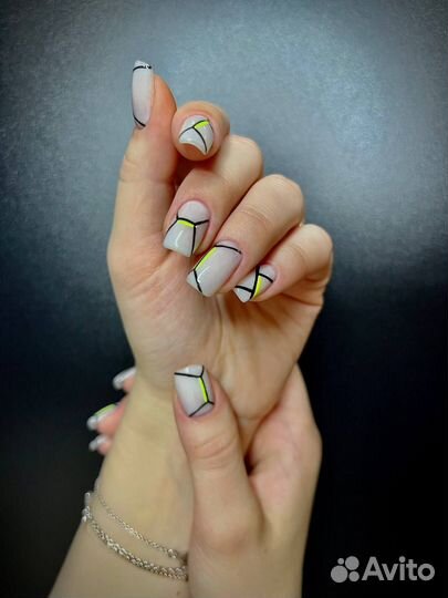 Маникюр педикюр