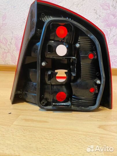Фара задняя левая на Skoda Octavia А5