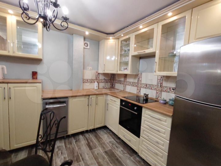 3-к. квартира, 86 м², 2/5 эт.