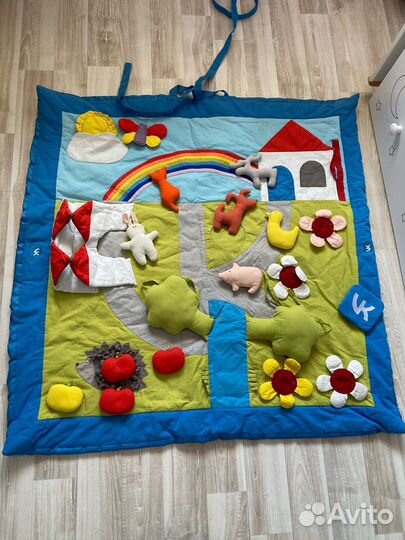 Развивающий коврик