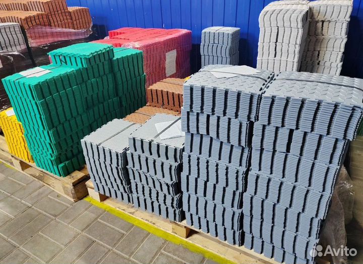 Модульная плитка пвх в спорт зал