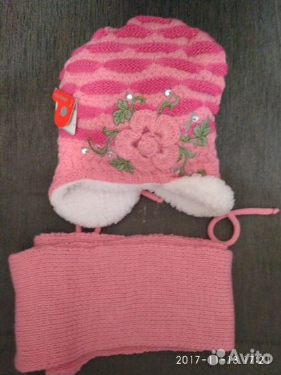 Новая зимняя шапочка с шарфиком