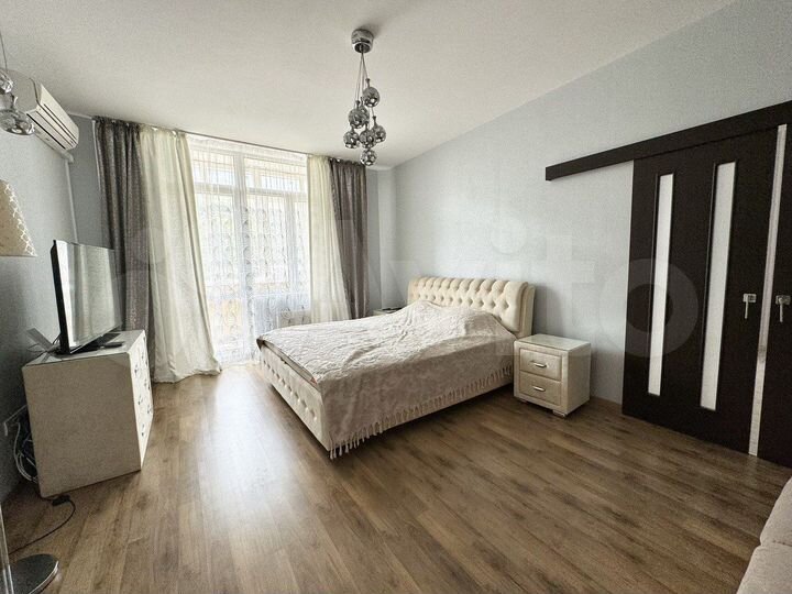 2-к. апартаменты, 82 м², 8/11 эт.