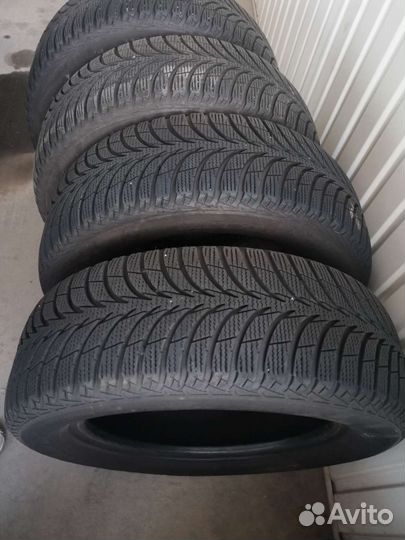 Goodyear UltraGrip Ice 205/60 R16 92T