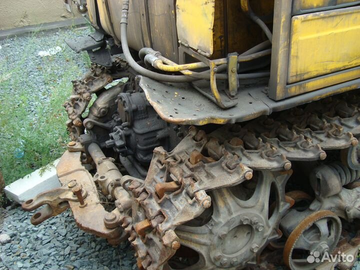 Трактор ВгТЗ ДТ-75, 1990