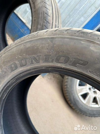 Dunlop SP Sport Maxx 235/55 R17