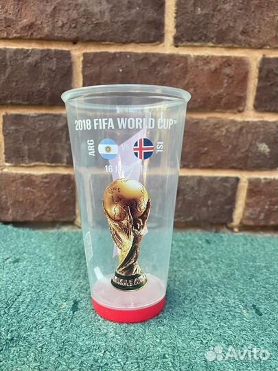 Продаю пивные стаканчики BAD