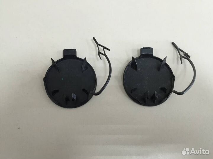 Заглушка буксировочного крюка Skoda Rapid 2012-202