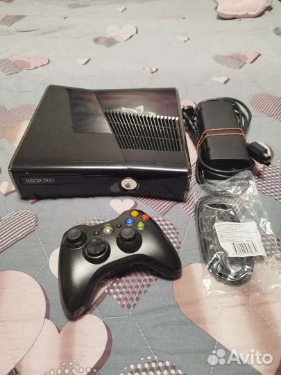 Xbox 360 Slim, Freeboot, 250 gb, 50 игр