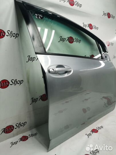 Дверь передняя правая Toyota Yaris II