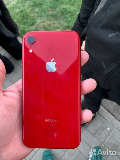 iPhone Xr, 64 ГБ